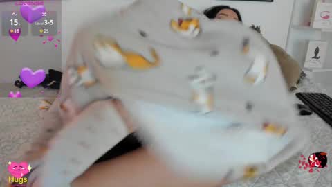 Snapshot of cristal__hot_1 chatting on February 21, 2025, 10:28 am Cristal online show from February 21, 2025, 10:28 am