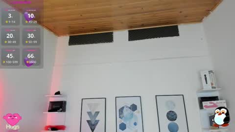 Snapshot of cristal__hot_1 chatting on March 2, 2025, 6:05 am Cristal online show from March 2, 2025, 6:05 am