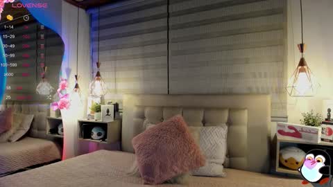 Snapshot of cristal__hot_1 chatting on November 11, 2025, 4:34 am Cristal online show from November 11, 2025, 4:34 am