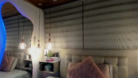 Cristal online show from July 10, 2026, 5:01 am