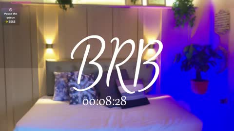 cristal_antoni online show from November 24, 2025, 7:41 am