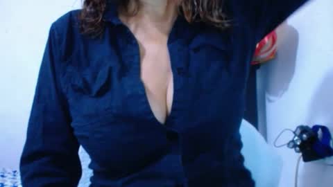 cristal_collins1 online show from February 20, 2025, 8:50 am