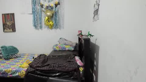      online show from February 27, 2025, 7:12 am