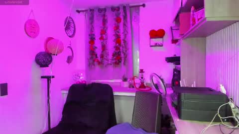 Snapshot of cristalayala_ chatting on July 9, 2026, 12:15 am Cristal Ayala online show from July 9, 2026, 12:15 am
