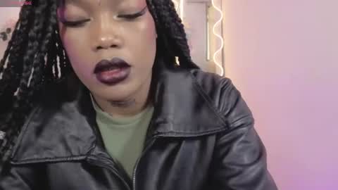 Snapshot of cristalbroke_tay chatting on July 16, 2026, 6:58 pm Crystalbroke online show from July 16, 2026, 6:58 pm