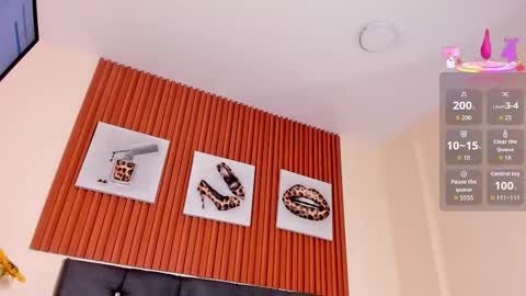 cristale69 online show from November 5, 2025, 2:33 am