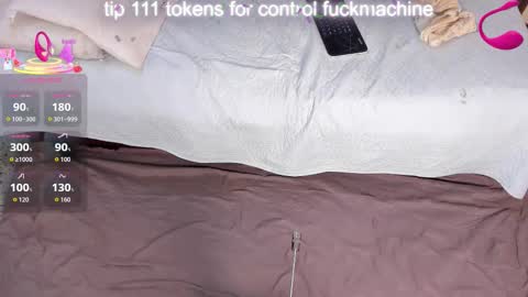 cristale69 online show from November 11, 2025, 2:33 am