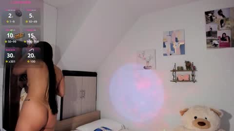 cristal online show from October 14, 2025, 2:18 pm