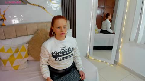 cristal walker online show from May 23, 2026, 12:09 pm
