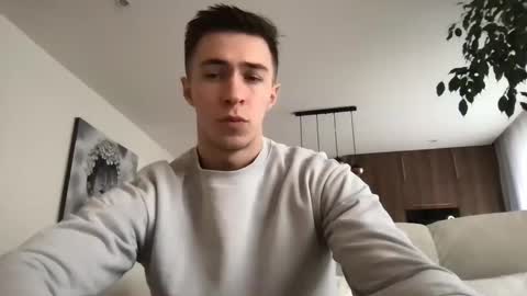 Snapshot of cristianovilla chatting on December 9, 2024, 10:00 am CristianoHailey online show from December 9, 2024, 10:00 am