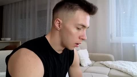 Snapshot of cristianovilla chatting on March 9, 2025, 10:41 am CristianoHailey online show from March 9, 2025, 10:41 am