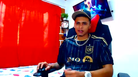 cristian online show from July 28, 2026, 9:03 pm