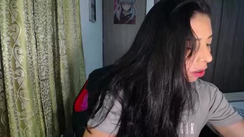 Cristina online show from September 22, 2025, 2:13 am