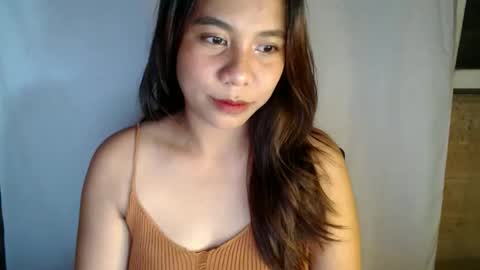 Snapshot of cristinavalerie chatting on March 3, 2026, 3:29 pm Cristina Valerie online show from March 3, 2026, 3:29 pm