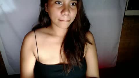 Snapshot of cristinavalerie chatting on March 11, 2026, 3:18 pm Cristina Valerie online show from March 11, 2026, 3:18 pm