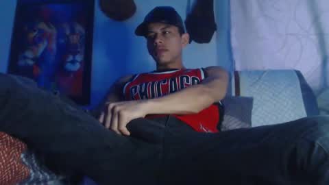 criistofer online show from October 3, 2025, 4:59 pm