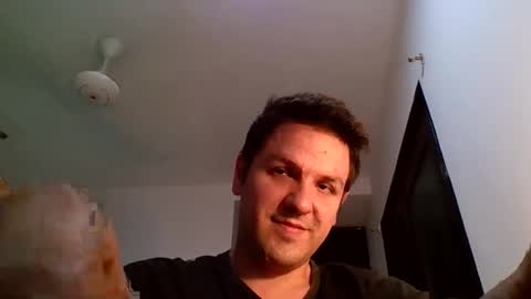 cristopher3042 online show from November 9, 2025, 12:53 am