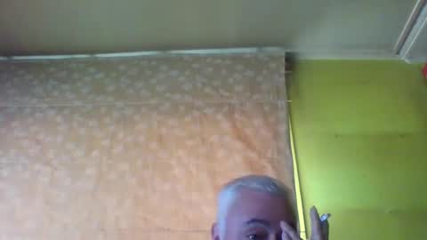 Snapshot of crmperez chatting on December 27, 2024, 6:20 pm crmperez online show from December 27, 2024, 6:20 pm