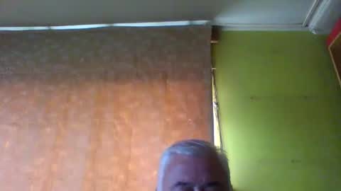 crmperez online show from December 20, 2025, 6:15 pm