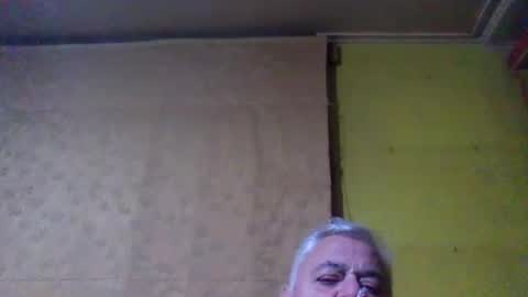 crmperez online show from July 11, 2026, 2:03 am