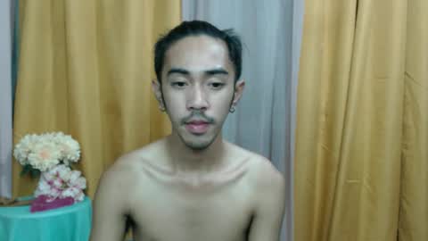 crocodale online show from April 4, 2026, 2:14 pm