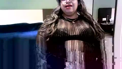 Snapshot of crossdresser64 chatting on October 29, 2025, 2:03 am Linda Cross online show from October 29, 2025, 2:03 am