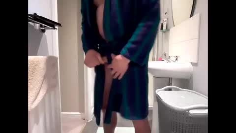 Snapshot of croup45 chatting on January 27, 2025, 9:13 am croup45 online show from January 27, 2025, 9:13 am