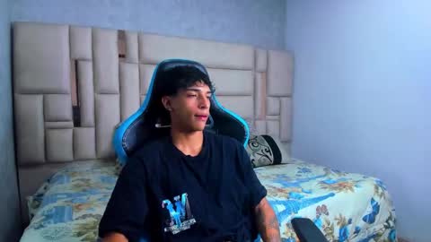 Croy online show from March 12, 2026, 10:43 am