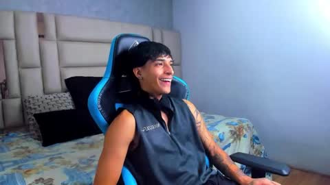 Croy online show from March 16, 2026, 11:53 pm