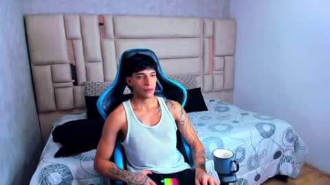 Croy online show from April 10, 2026, 10:20 am