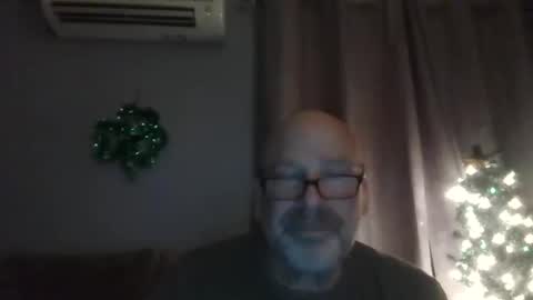 Snapshot of cruising_guy chatting on February 17, 2026, 5:04 am fun guy online show from February 17, 2026, 5:04 am