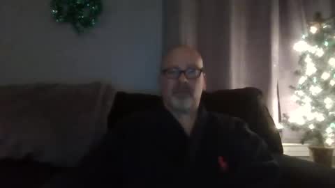Snapshot of cruising_guy chatting on March 2, 2026, 5:41 am fun guy online show from March 2, 2026, 5:41 am