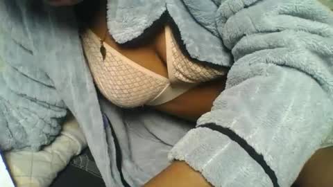 crush069 online show from October 23, 2025, 5:51 am