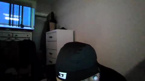 cruz815 online show from April 8, 2026, 10:15 am