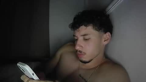 cruzxx69 online show from May 7, 2026, 3:56 am