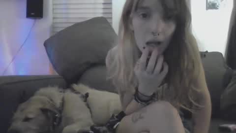 Snapshot of crylei chatting on December 11, 2024, 1:47 am kybaby online show from December 11, 2024, 1:47 am