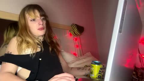 Snapshot of crylei chatting on January 14, 2025, 1:06 pm kybaby online show from January 14, 2025, 1:06 pm