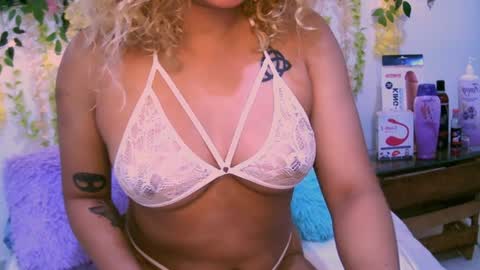 crysrus online show from December 11, 2024, 1:05 am