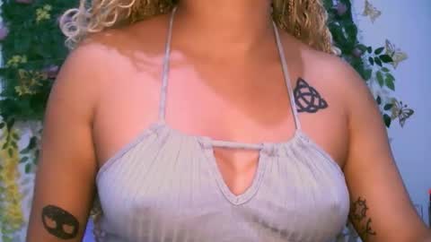 crysrus online show from November 30, 2025, 1:20 am