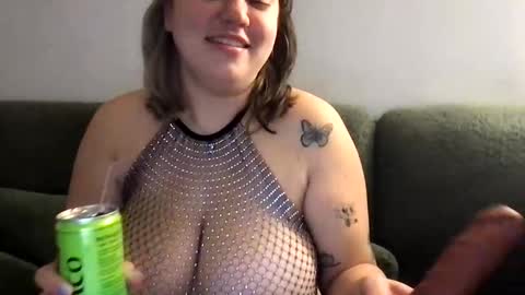 Snapshot of crystal0714 chatting on November 18, 2025, 3:34 am Bigtitsokdick online show from November 18, 2025, 3:34 am