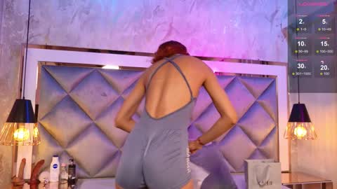 crystal_gilton online show from December 14, 2025, 7:07 pm