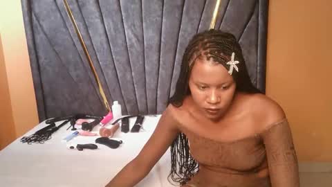 lisa online show from October 24, 2025, 10:00 am