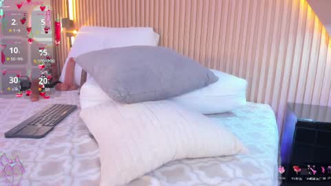 Chris online show from April 8, 2026, 8:42 pm