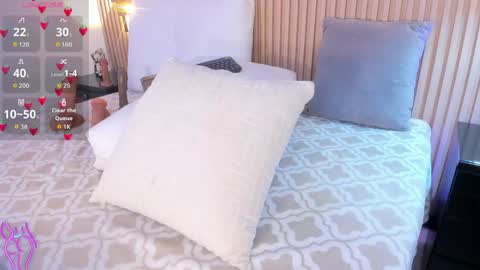 Chris online show from April 13, 2026, 10:04 pm