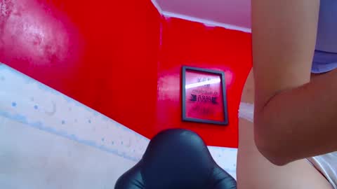 I AM CRYSTAL online show from January 13, 2025, 9:52 pm