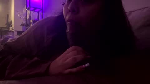 Snapshot of crystalfuego143 chatting on September 30, 2025, 2:49 am crystalfuego143 online show from September 30, 2025, 2:49 am
