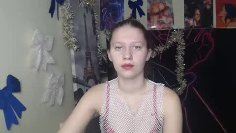 Stella online show from December 16, 2025, 7:35 am