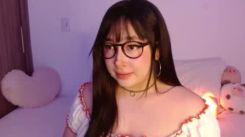 Olivia  online show from January 11, 2026, 12:04 am