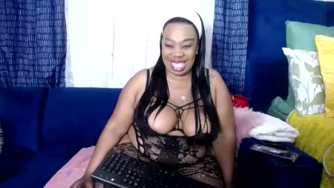 Snapshot of crystaljes chatting on October 24, 2025, 8:27 pm crystaljes online show from October 24, 2025, 8:27 pm