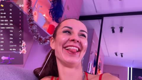 Lana online show from January 7, 2025, 11:14 pm